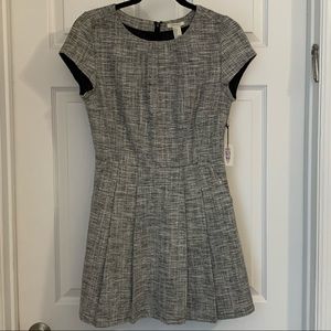 NWT Forever 21 Gray/ Black Short Sleeve Dress
